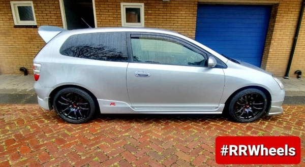 Honda Civic Type R met nieuwe Japan Racing JR29 Magic Purple in 17 inch 5x114,3 8J ET35