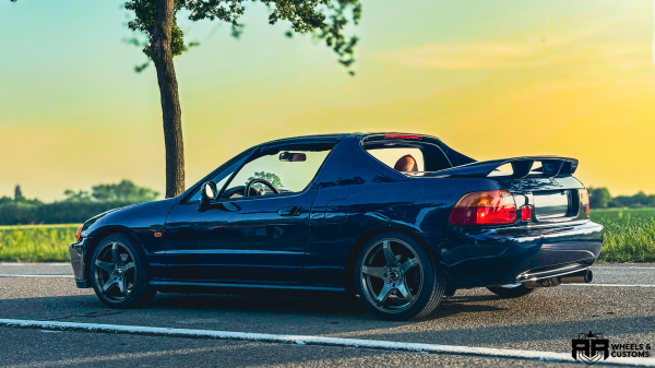 Honda CRX Del Sol voorzien van 16 inch 4x100 / 4x114.3 7J ET35 YKW Autoshoes AS2 - Matt Bronze Concave met 195 40 16 Hankook banden