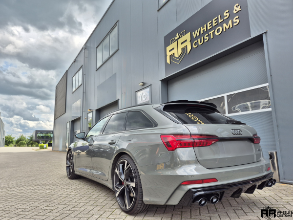 Audi A6 C8 voorzien van Maxton Design onderdelen