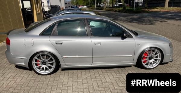  Verlaagde Audi A4 B7 uitgerust met 19 inch Rotiform DTM in Gloss Silver 5x112 8.5J ET45 rondom paste perfect op de big brake kit!