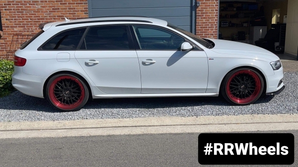 Audi A4 B8 voorzien van 20 inch STR Racing velgen model KS014 Gloss Black Red lip in 5x112 8.5J ET38 rondom. Unieke verschijning zo!