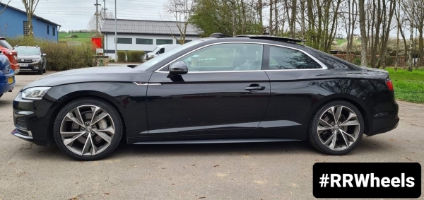 Deze schitterende Audi A5 uit 2016 voorzien van JF Luxury Audi Concepts QW7 Gun Metal in 19 inch 5x112 ET40 rondom.