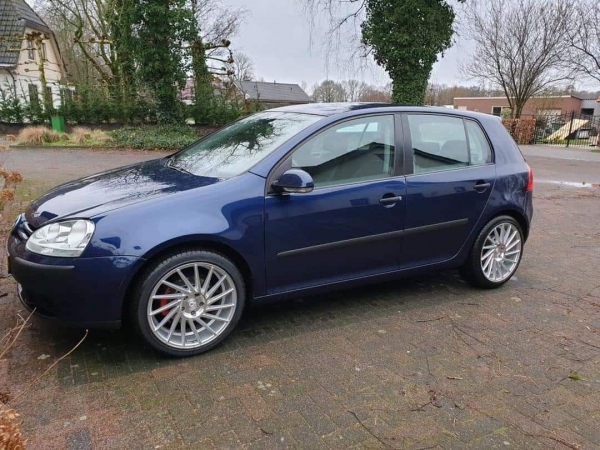 Volkswagen Golf 5 mogen voorzien van 18 inch Arceo velgen in 8J ET38 rondom!