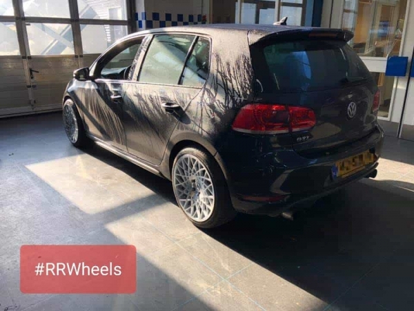VW Golf 6 18 inch 5x112 8.5j et35 rondom art in motion velgen