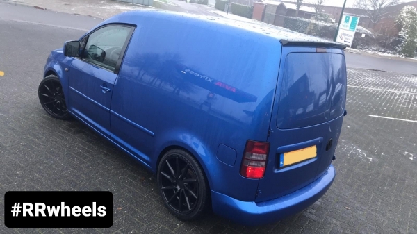 Volkswagen Caddy voorzien van 19 inch 19 inch 5x112 JF Luxury - XR1010 velgen in 8.5J ET45 rondom.