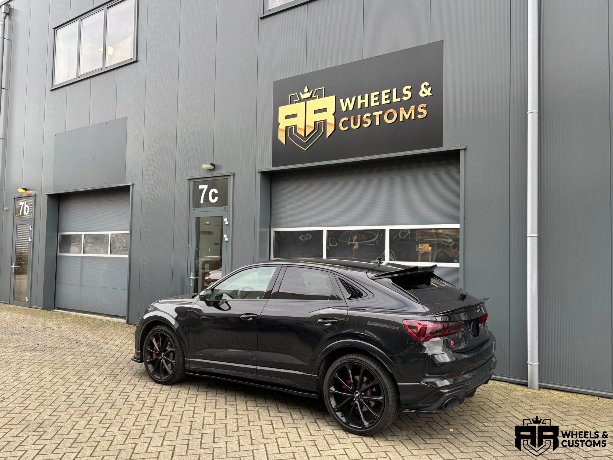 Audi RSQ3 - Maxton Design onderdelen